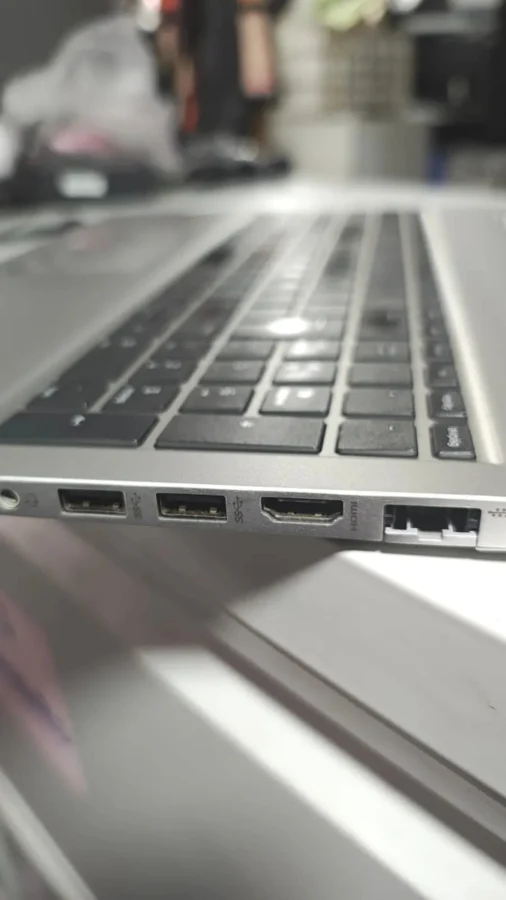 Notebook Hp Probook 450 G6 Core I5 Ssd256 M2, 16gb Win11 Pro Plateado - Imagen 2